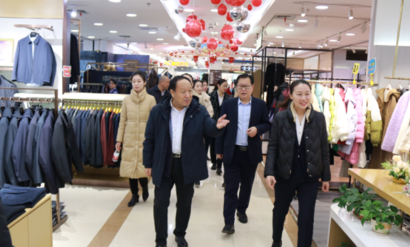 暖心慰問(wèn)喜迎新春  攜手奮進(jìn)再創(chuàng  )佳績(jì)