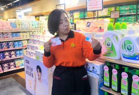 嚴檢標識筑防線(xiàn)   扎實(shí)技能樹(shù)口碑